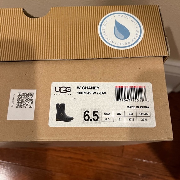 Ugg boots - Picture 6 of 8